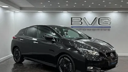 Begagnad Nissan Leaf N-Connecta 110 kW (150 HK) 2025 Halvkombi