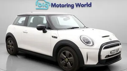 Used 2023 Mini Cooper Level 1 Hatchback | £12,800 (Fair price)