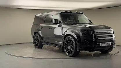 Used Land Rover Defender S 300 HP (220 kW) 2023 SUV