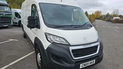 Used 2022 Peugeot Boxer Van | £7,825 (Super price)