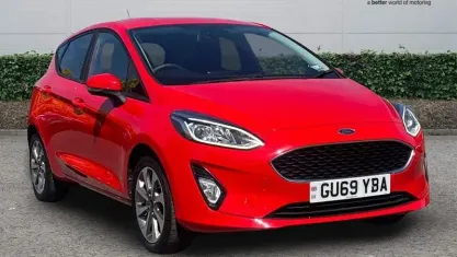 Used Ford Fiesta Trend 86 HP (63 kW) 2019 Red Hatchback