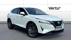 White Used 2022 Nissan Qashqai Acenta Premium SUV | £16,469 (Good price)