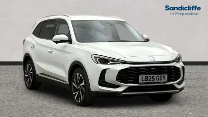Used MG ZS Trophy 196 HP (144 kW) 2024 Solid  arctic white SUV