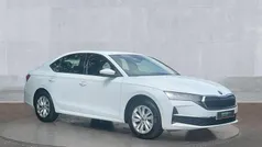 White Used 2024 Skoda Octavia SE Technology Hatchback | £19,750 (Fair price)
