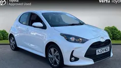 Used 2025 Toyota Yaris Hybrid Hatchback | £17,540 (Good price)
