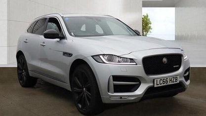 Usado Jaguar F-Pace R-Sport 179 HP (131 kW) 2020 SUV