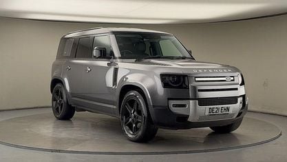 Used Land Rover Defender SE 200 HP (147 kW) 2021 Eiger grey SUV