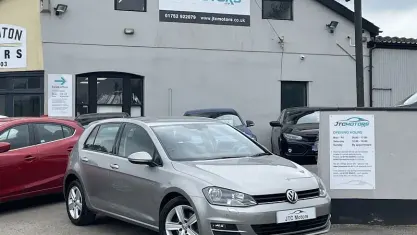 Begagnad VW Golf VII Edition 125 HK (91 kW) 2016 Silver Halvkombi