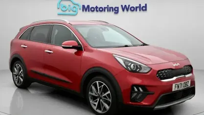 Used Kia Niro 141 HP (103 kW) 2021 Red SUV