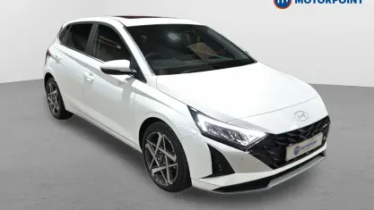 Używany Hyundai i20 Ultimate 101 KM (74 kW) 2025 Biały Hatchback