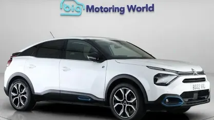 Used Citroën e-C4 Shine 100 kW (136 HP) 2022 White Hatchback