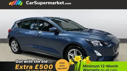 Used Ford Focus Zetec 125 HP (91 kW) 2019 Blue Hatchback