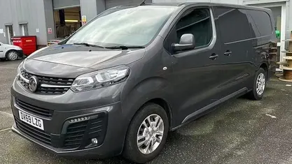 Used Vauxhall Vivaro Sportive 101 HP (74 kW) 2022 MPV