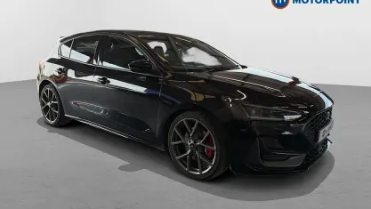 Used Ford Focus ST 280 HP (205 kW) 2023 Black Hatchback