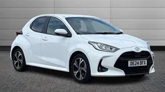 White Used 2024 Toyota Yaris Hybrid Design Hatchback | £19,250 (Fair price)