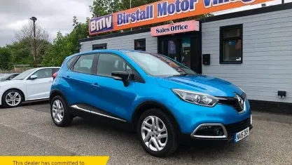 Used Renault Captur Dynamique 90 HP (66 kW) 2015 Blue SUV