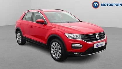 Used VW T-Roc SE 150 HP (110 kW) 2020 Red SUV