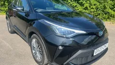 Used 2022 Toyota C-HR SUV | £23,525 (Fair price)
