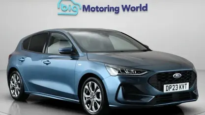 Used Ford Focus ST-Line 125 HP (91 kW) 2023 Blue Hatchback