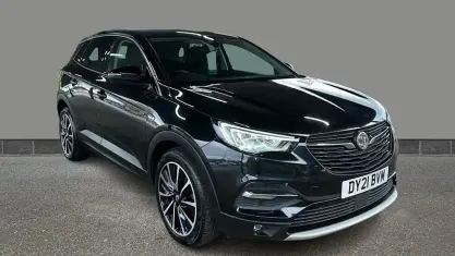Second-hand Vauxhall Grandland X Elite 131 CP (96 kW) 2021 Negru SUV
