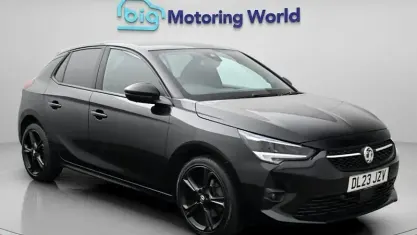 Usado Vauxhall Corsa S 101 HP (74 kW) 2023 Preto Citadino