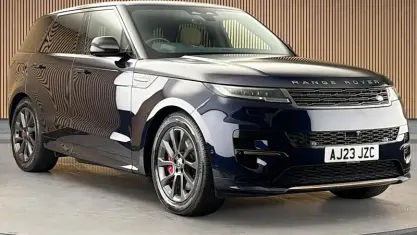 Used Land Rover Range Rover Sport SE Dynamic 441 HP (324 kW) 2023 Portofino blue SUV