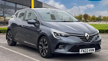Used Renault Clio V SE 90 HP (66 kW) 2021 Grey Hatchback
