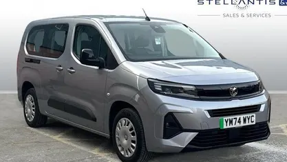 Used Vauxhall Combo Design Edition 100 kW (136 HP) 2024 Blue MPV