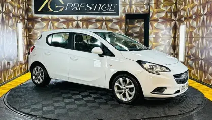 Begagnad Vauxhall Corsa SRi 90 HK (66 kW) 2019 Vit Halvkombi