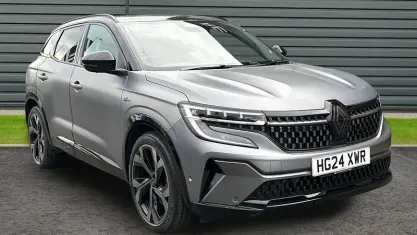 Usado Renault Austral Techno Esprit Alpine 200 HP (147 kW) 2025 SUV