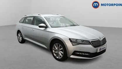 Used Skoda Superb SE 150 HP (110 kW) 2022 Silver Estate