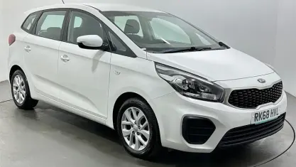 Używany Kia Carens 135 KM (99 kW) 2018 Biały Minivan