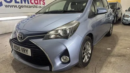 Used Toyota Yaris 99 HP (72 kW) 2016 Hatchback