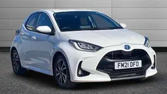 White Used 2021 Toyota Yaris Hybrid Design Hatchback | £12,650 (Fair price)