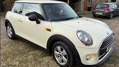 Used Mini ONE Hatch 102 HP (75 kW) 2017 Hatchback