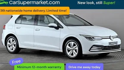 Used VW Golf VIII Life 150 HP (110 kW) 2023 White Hatchback