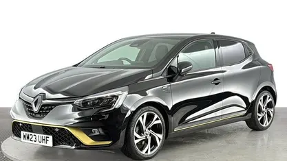 Used Renault Clio V Engineered 145 HP (106 kW) 2023 Black Hatchback