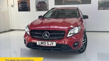 Usado Mercedes GLA180 Urban 122 HP (89 kW) 2020 SUV