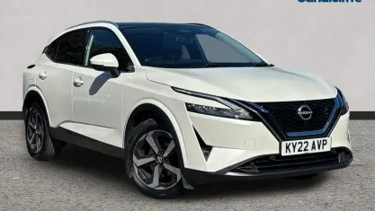Used Nissan Qashqai N-Connecta 140 HP (102 kW) 2022 White SUV