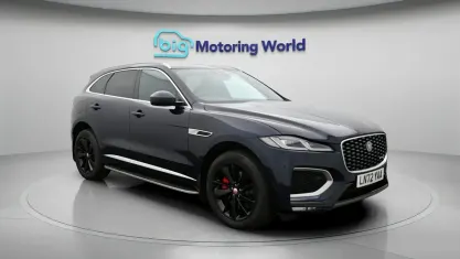 Used Jaguar F-Pace R-Dynamic 404 HP (297 kW) 2022 Blue SUV