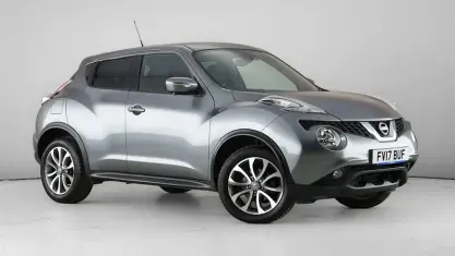 Used Nissan Juke Tekna 117 HP (86 kW) 2017 Grey SUV
