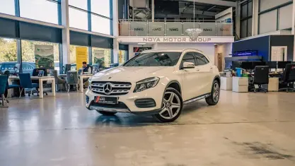 Used Mercedes GLA200 AMG line 136 HP (100 kW) 2017 White SUV