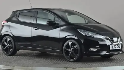 Begagnad Nissan Micra 92 HK (67 kW) 2022 Svart Halvkombi