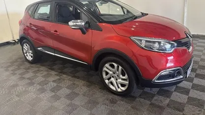 Used Renault Captur Dynamique 90 HP (66 kW) 2016 SUV