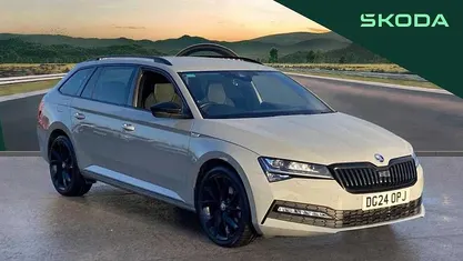 Used Skoda Superb SportlinePlus 190 HP (139 kW) 2023 Estate