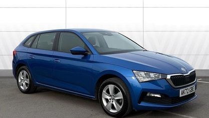 Używany Skoda Scala SE 150 KM (110 kW) 2022 Niebieski Hatchback