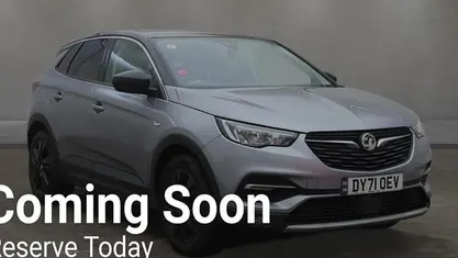 Used Vauxhall Grandland X SRi 131 HP (96 kW) 2021 Grey SUV