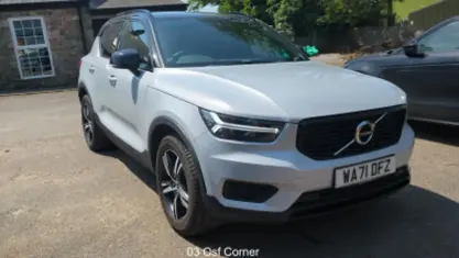 Used Volvo XC40 R-Design 163 HP (119 kW) 2021 Silver SUV