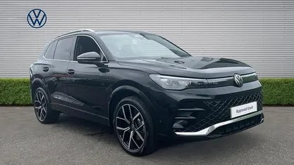 Used VW Tiguan R-line 272 HP (200 kW) 2025 SUV
