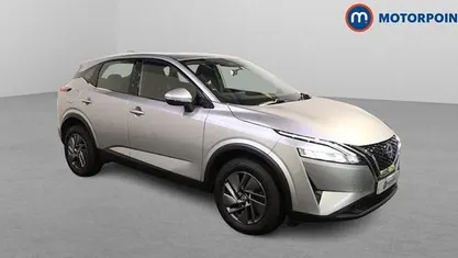 Used Nissan Qashqai Acenta Premium 158 HP (116 kW) 2023 Silver SUV